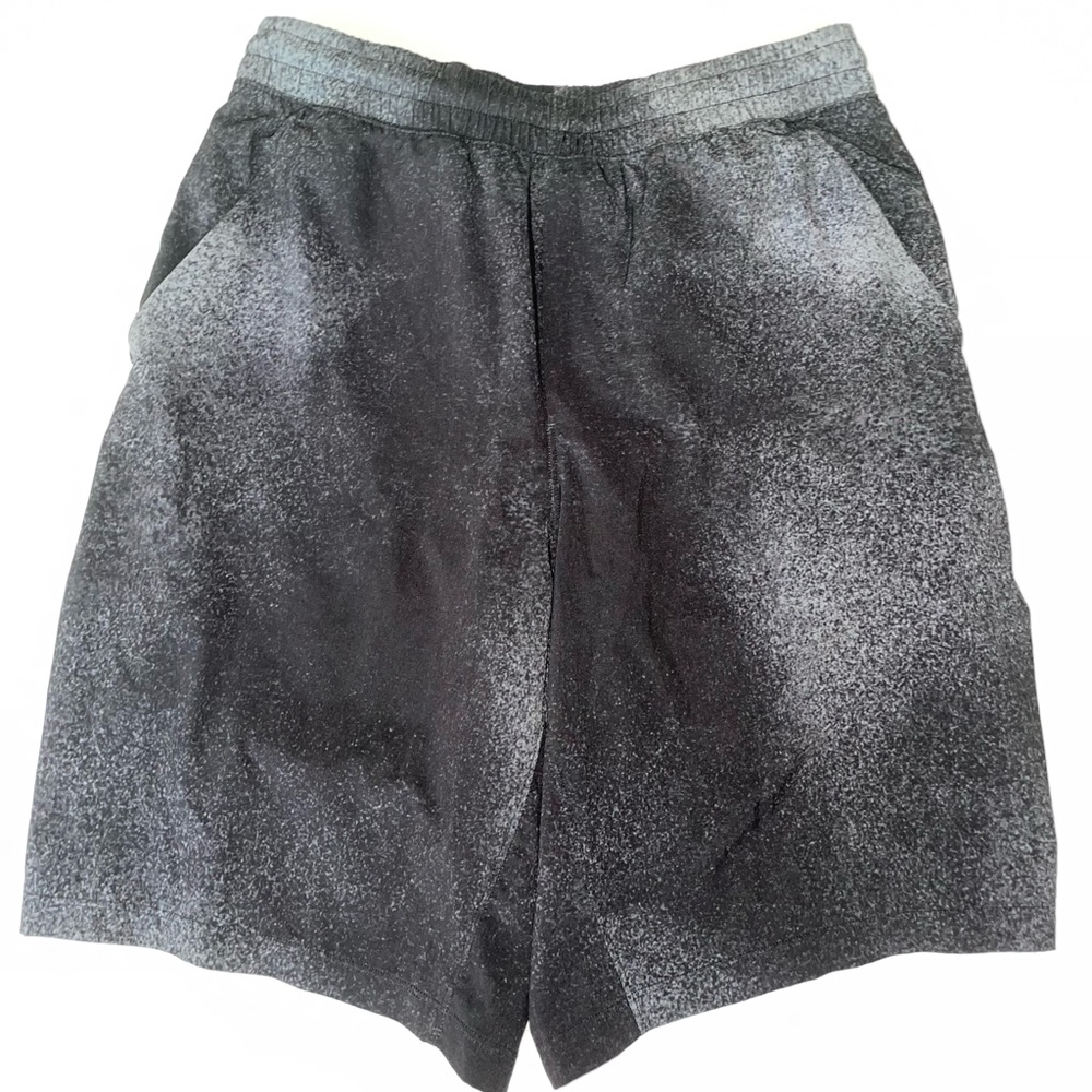LULULEMON Men’s running short